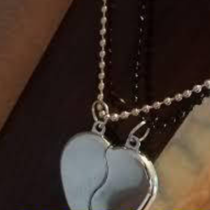 Stainless Steel Magnetic Heart Design Couple's Pendant2