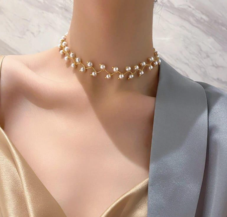 Trendy Neck Choker